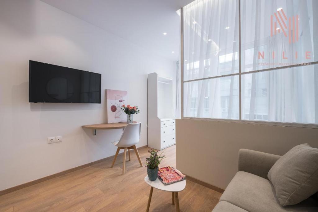 V1, Nilie Hospitality Mgmt Apartment Солун Екстериор снимка